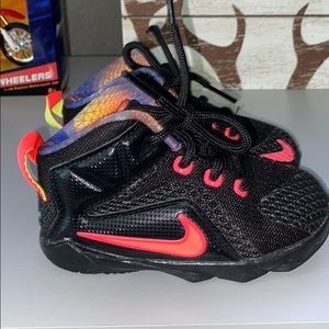 Lebron Nike infant shoe size 5
